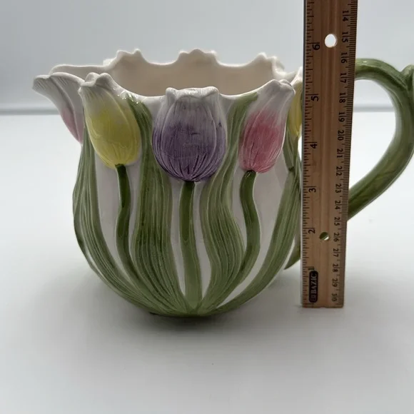 Floral Ceramic Vase with Multicolor Tulip Design - Picture 14 of 16